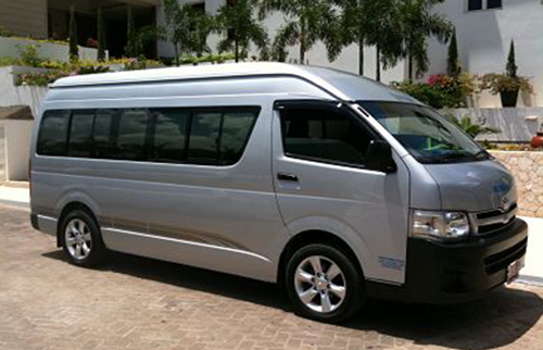 Private Montego Bay Airport Taxi to Holiday Inn Resort